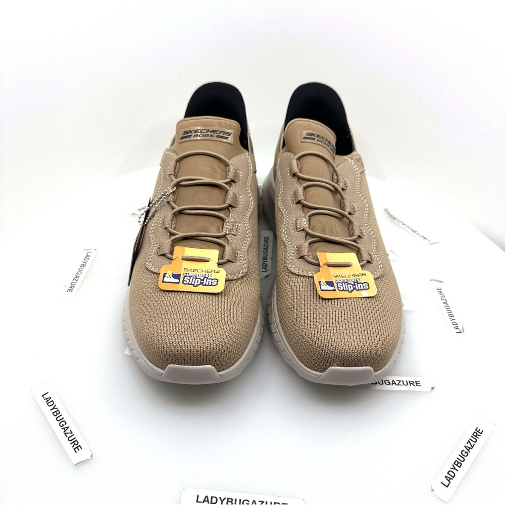 NWOB Skechers Men's Beige Slip-On Sneakers Size 7